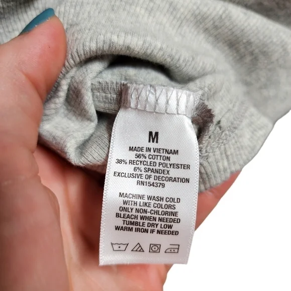 NWT Aero Crop Top​ - Picture 4 of 6